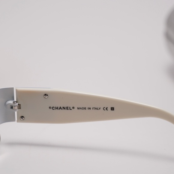 Chanel Sunglasses - Picture 6 of 10